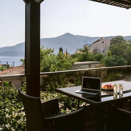 Lalaland есо Retreat Guest house